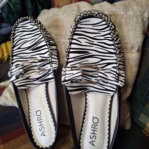 Ashro Zebra Print Flats